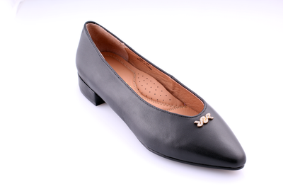Lynette&Co Bolt